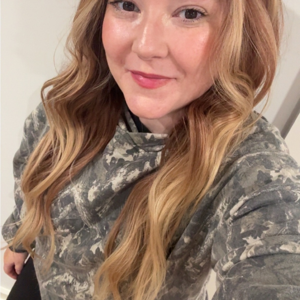 Chelsey Smith Cosmetics Wig